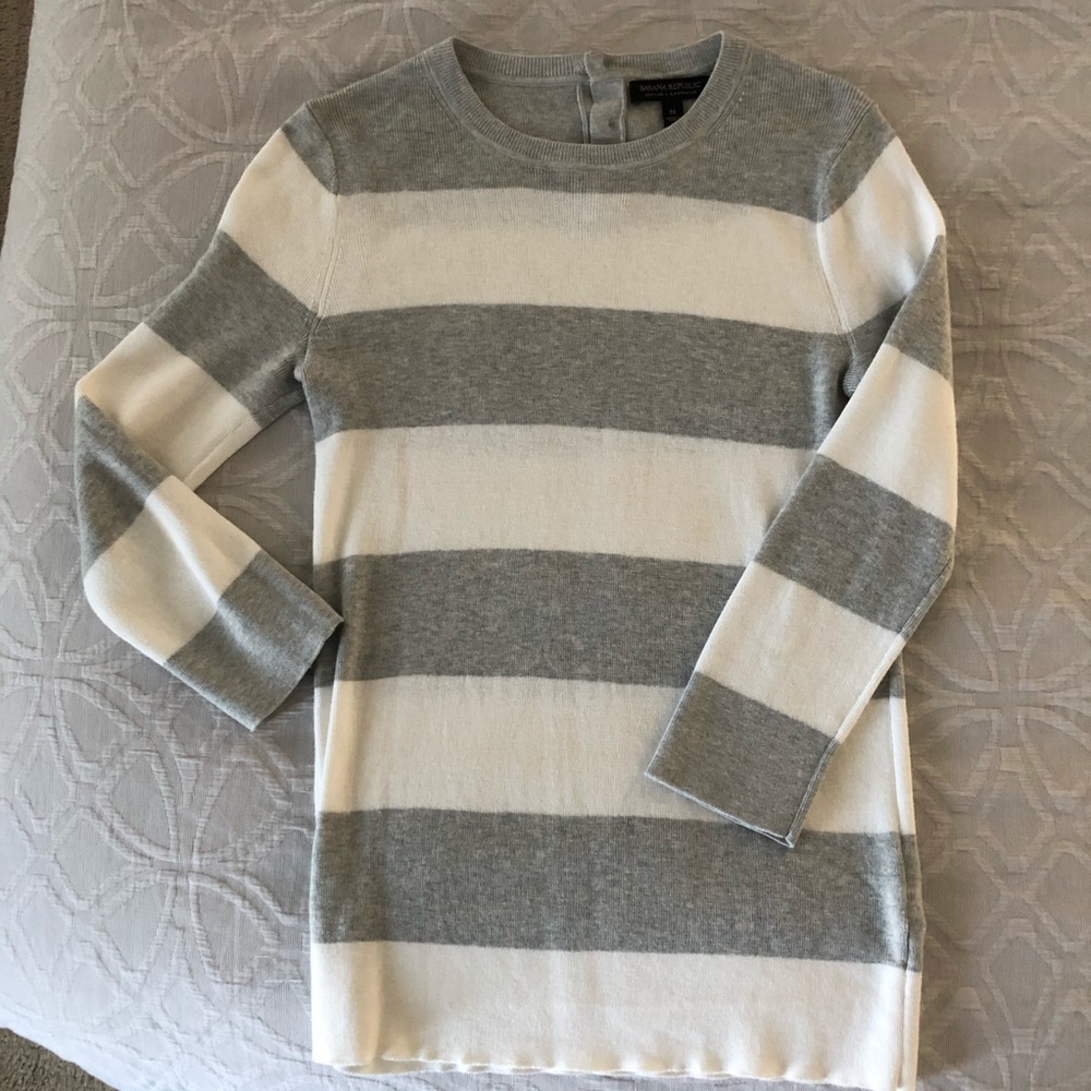 Banana Republic Sweater